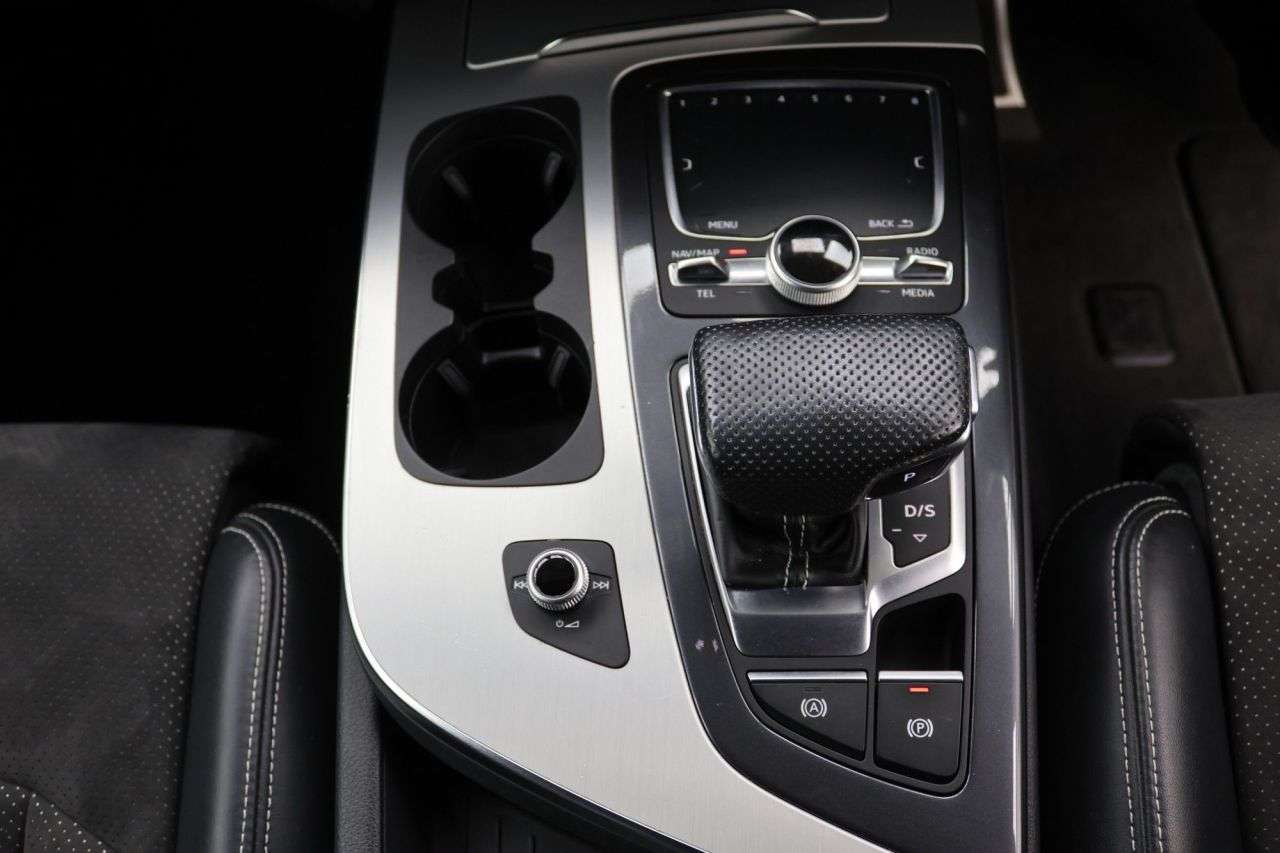 2019 AUDI Q7 2019 AUDI Q7