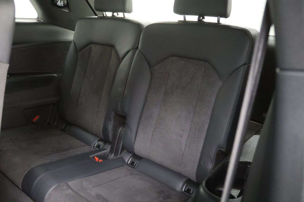 2019 AUDI Q7 2019 AUDI Q7