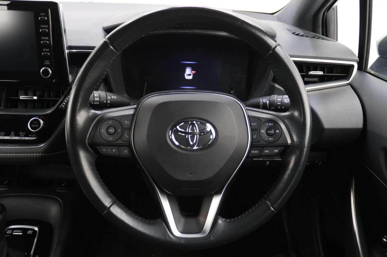 2021 TOYOTA COROLLA 2021 TOYOTA COROLLA