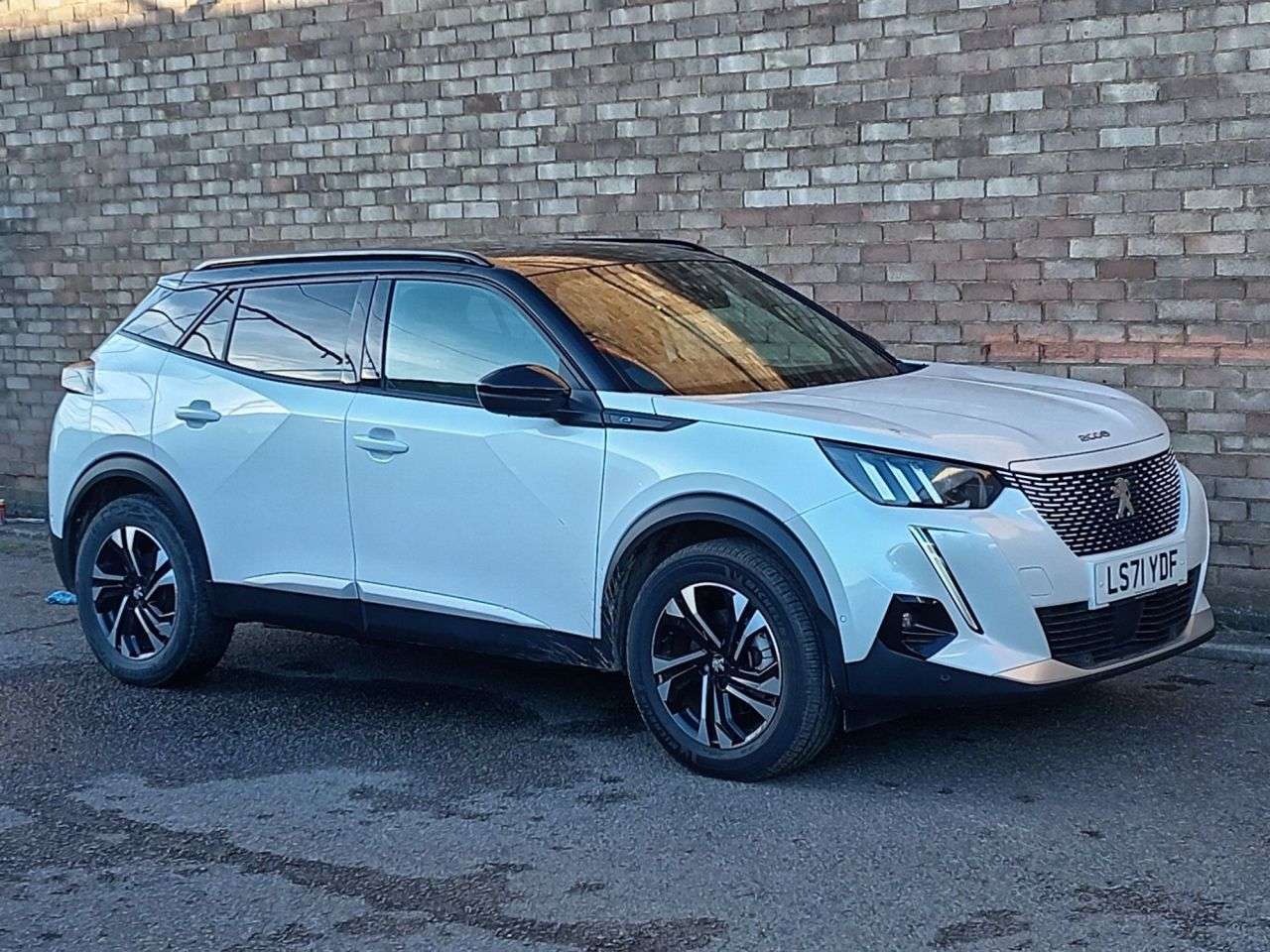 2022 PEUGEOT E-2008 2022 PEUGEOT E-2008