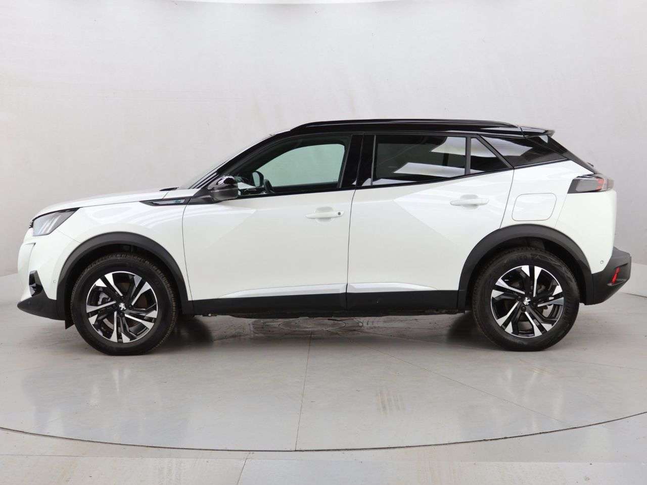 2022 PEUGEOT E-2008 2022 PEUGEOT E-2008