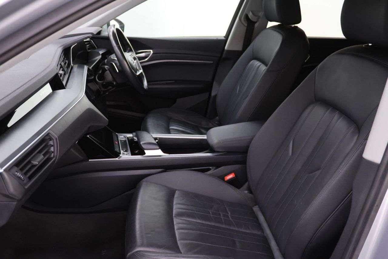 2020 AUDI E-TRON 2020 AUDI E-TRON