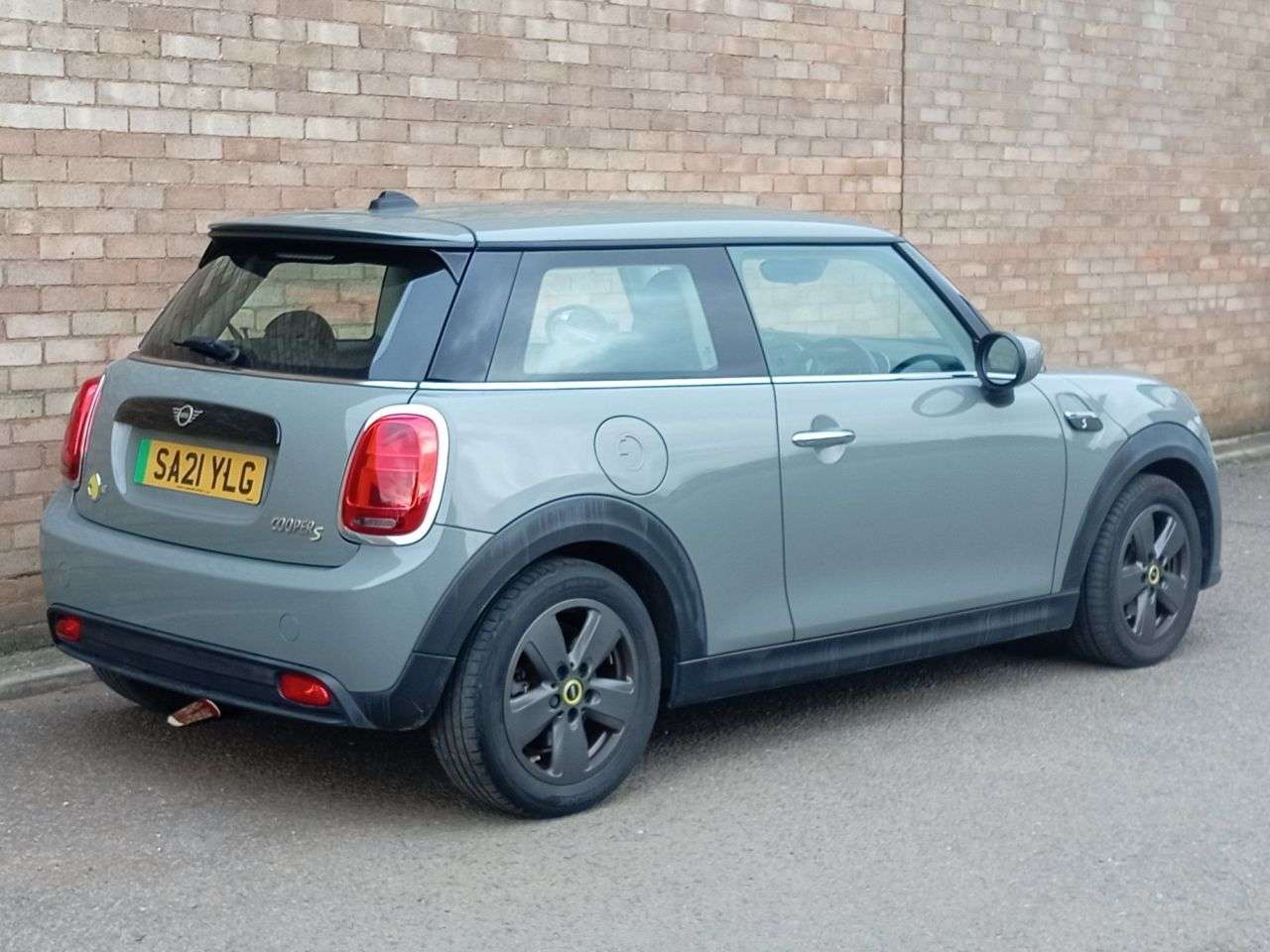 2021 MINI ELECTRIC HATCH 2021 MINI ELECTRIC HATCH