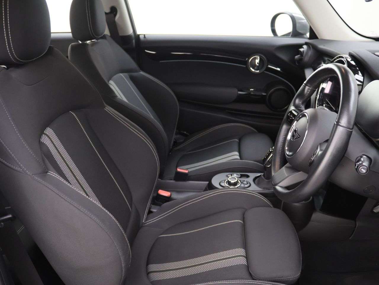 2021 MINI ELECTRIC HATCH 2021 MINI ELECTRIC HATCH