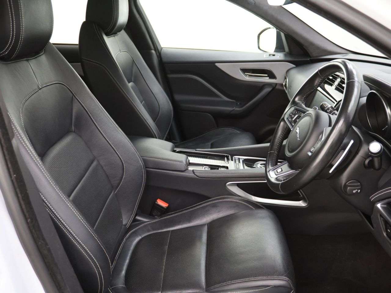 2019 JAGUAR F-PACE 2019 JAGUAR F-PACE