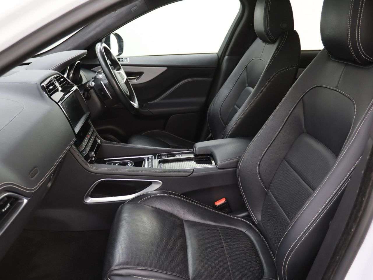 2019 JAGUAR F-PACE 2019 JAGUAR F-PACE