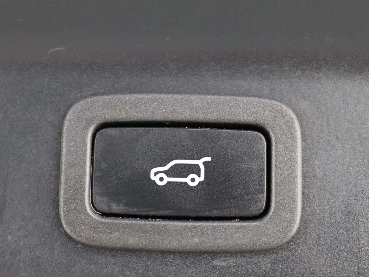 2019 JAGUAR F-PACE 2019 JAGUAR F-PACE