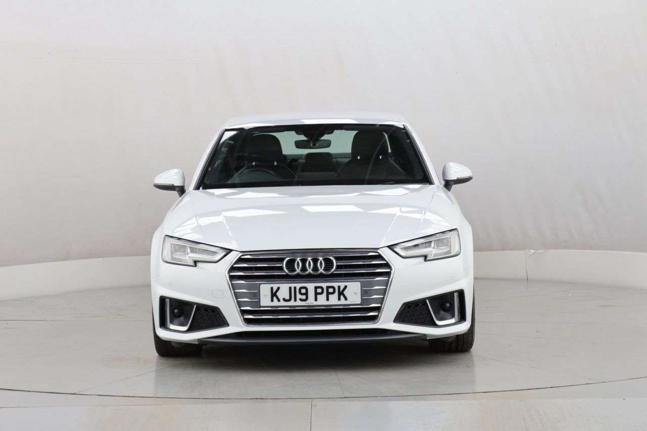 A 2019 AUDI A4 2.0 TDI 40 S line Saloon 4dr Diesel S Tronic Euro 6 (s/s) (190 ps) A 2019 AUDI A4 2.0 TDI 40 S line Saloon 4dr Diesel S Tronic Euro 6 (s/s) (190 ps)