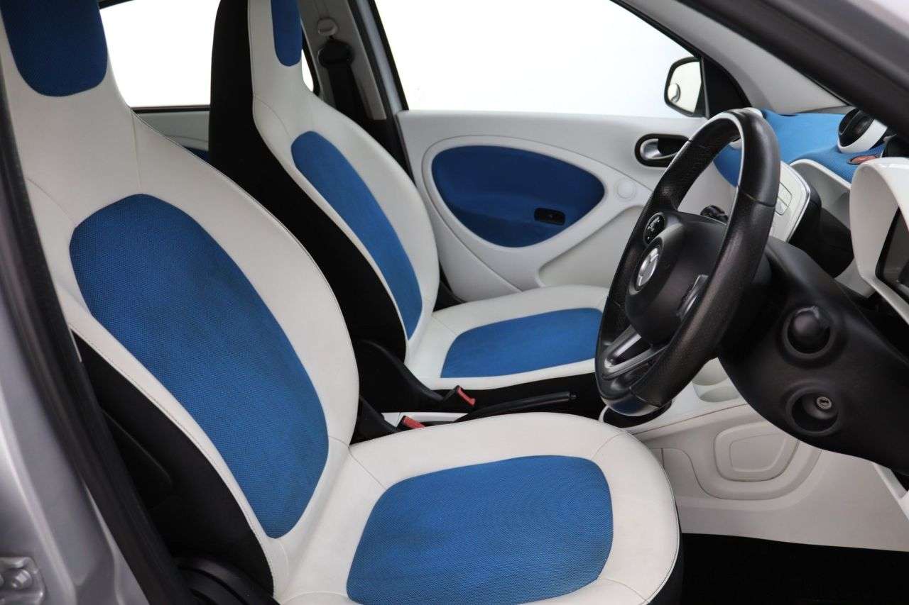 2016 SMART FORFOUR 2016 SMART FORFOUR