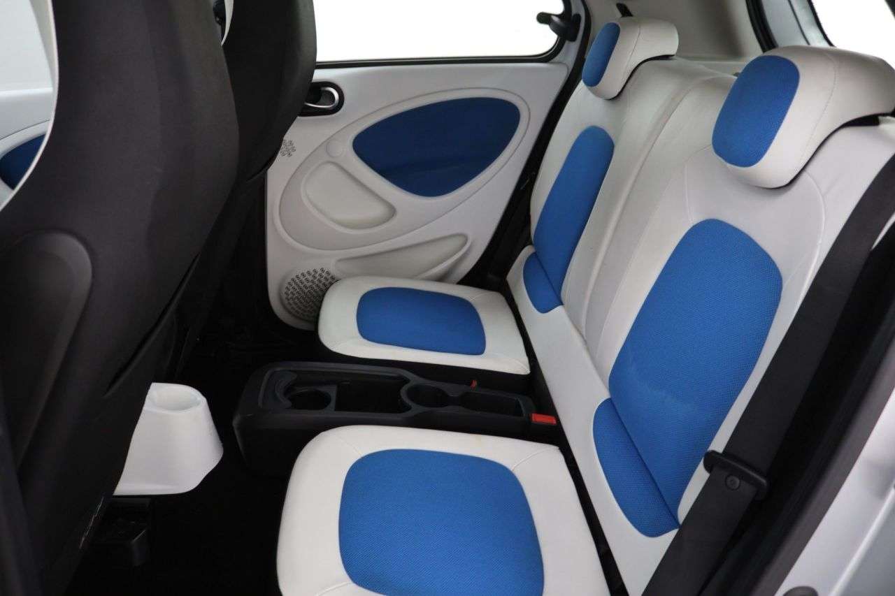 2016 SMART FORFOUR 2016 SMART FORFOUR