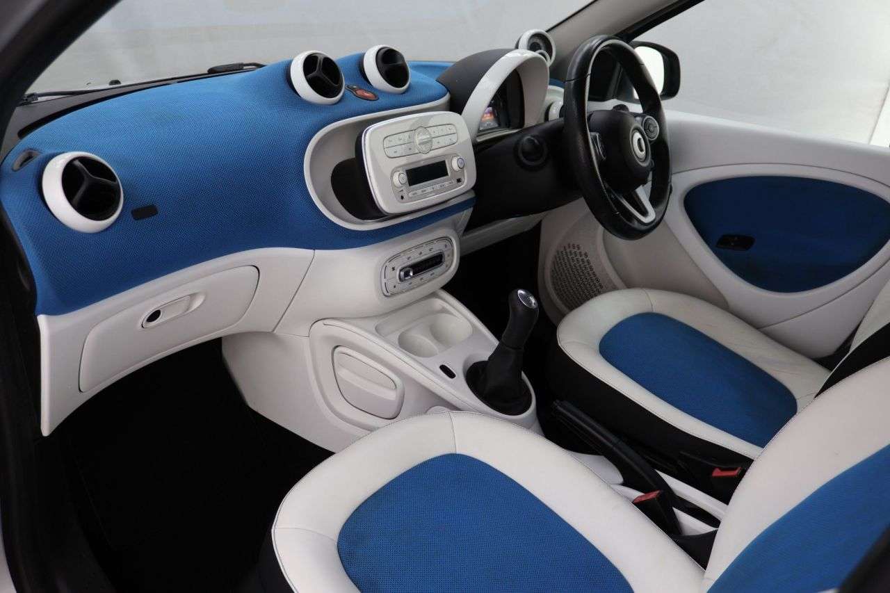2016 SMART FORFOUR 2016 SMART FORFOUR