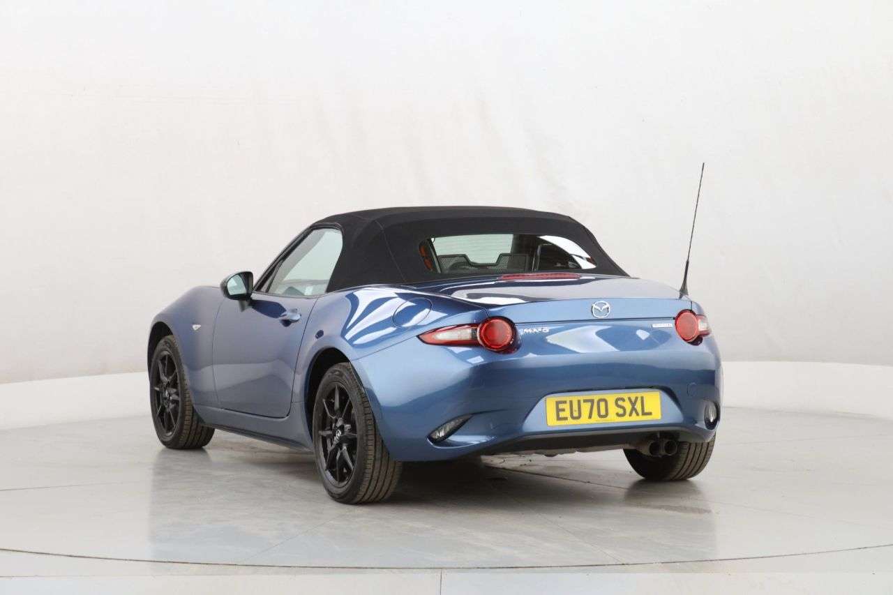 2020 MAZDA MX-5 2020 MAZDA MX-5