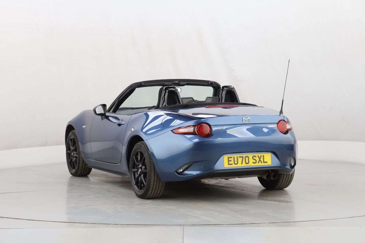 2020 MAZDA MX-5 2020 MAZDA MX-5