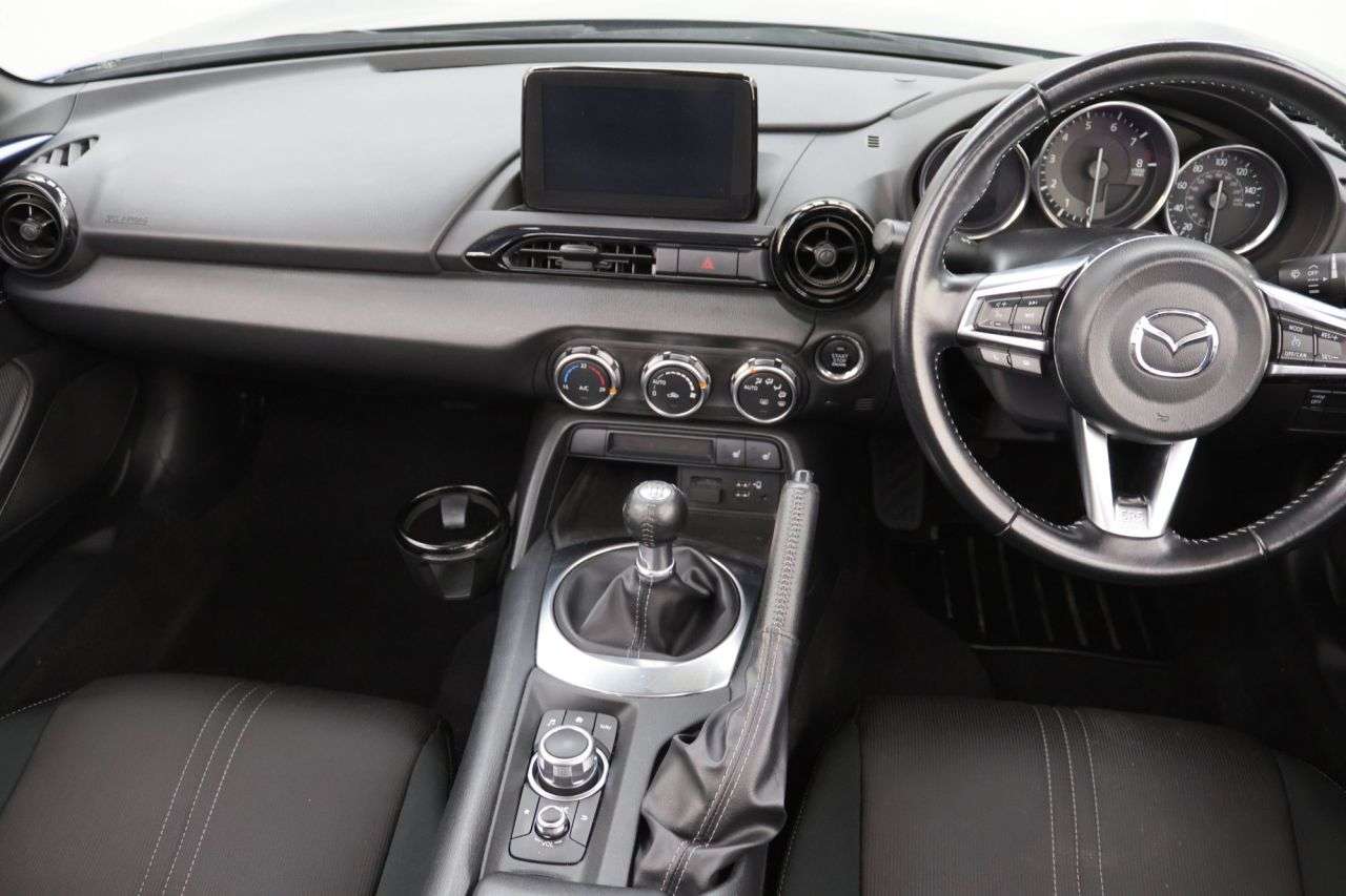 2020 MAZDA MX-5 2020 MAZDA MX-5