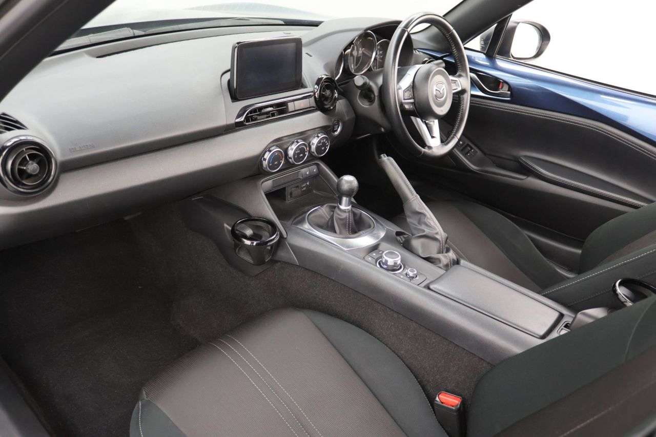 2020 MAZDA MX-5 2020 MAZDA MX-5