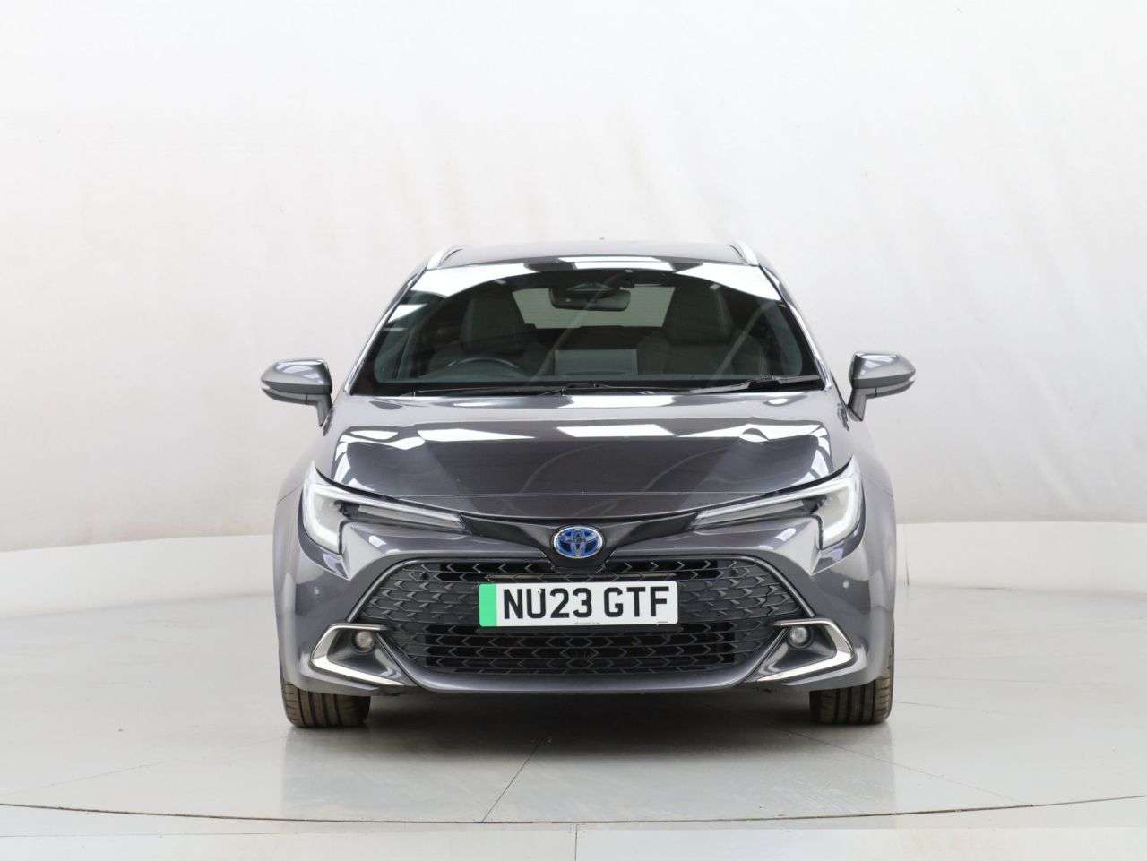 A 2023 TOYOTA COROLLA 1.8 VVT-h Design Touring Sports 5dr Petrol Hybrid CVT Euro 6 (s/s) (140 ps) A 2023 TOYOTA COROLLA 1.8 VVT-h Design Touring Sports 5dr Petrol Hybrid CVT Euro 6 (s/s) (140 ps)