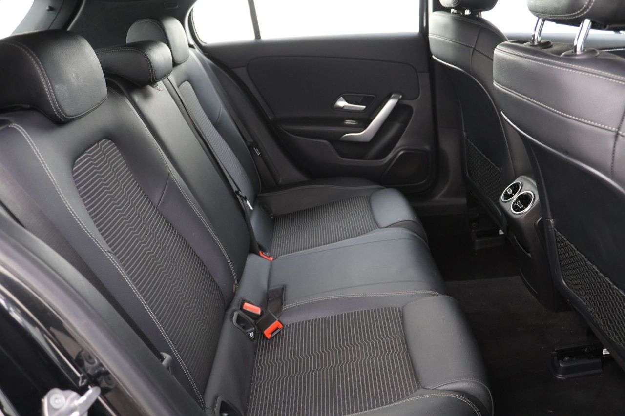 2021 MERCEDES-BENZ A CLASS 2021 MERCEDES-BENZ A CLASS