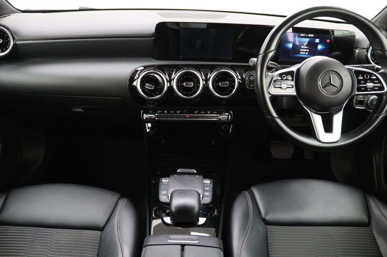 2021 MERCEDES-BENZ A CLASS 2021 MERCEDES-BENZ A CLASS