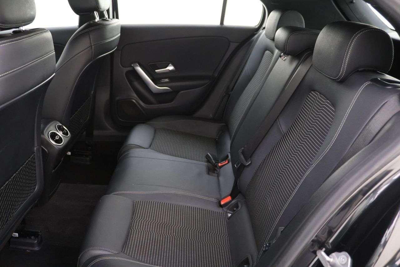 2021 MERCEDES-BENZ A CLASS 2021 MERCEDES-BENZ A CLASS