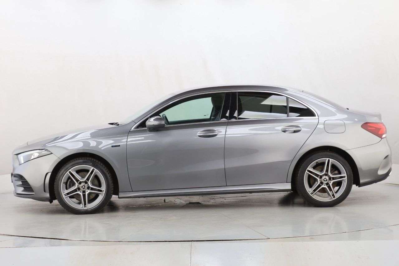 2020 MERCEDES-BENZ A CLASS 2020 MERCEDES-BENZ A CLASS