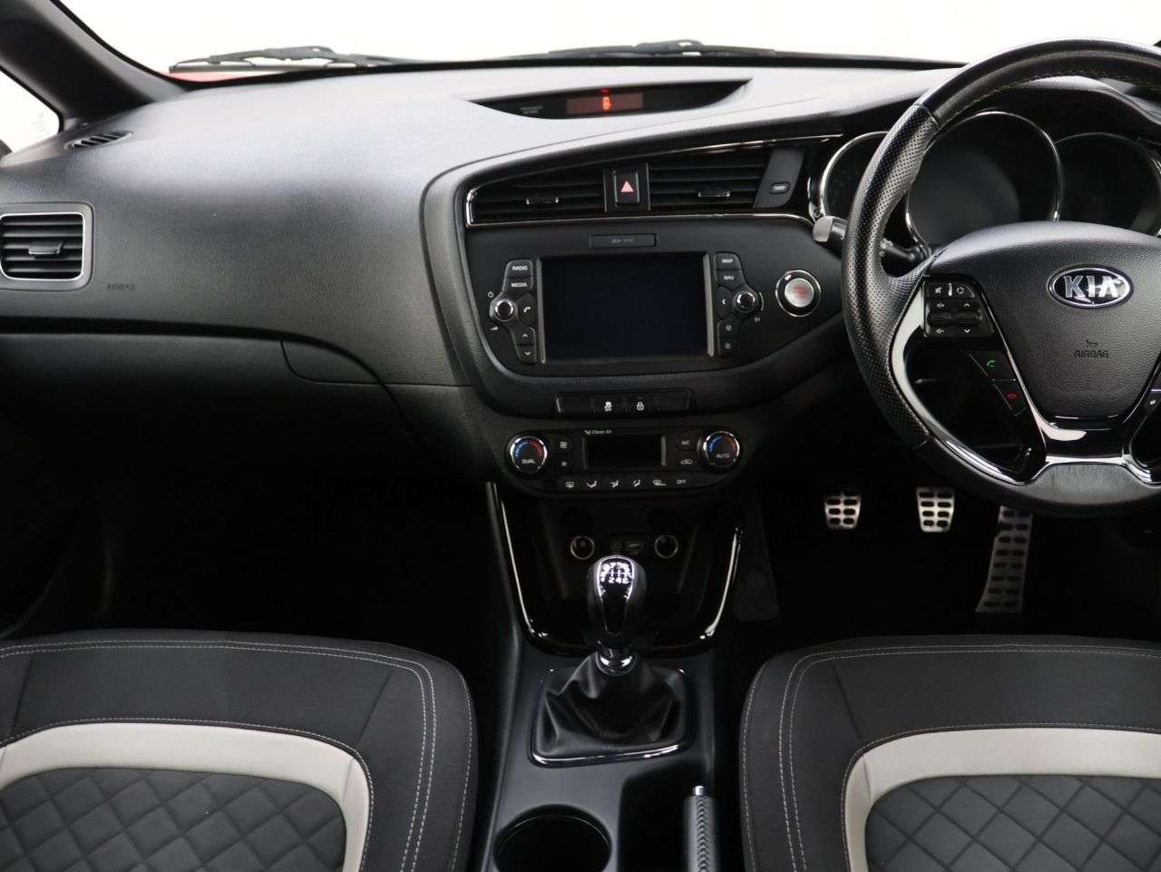 null KIA CEED null KIA CEED