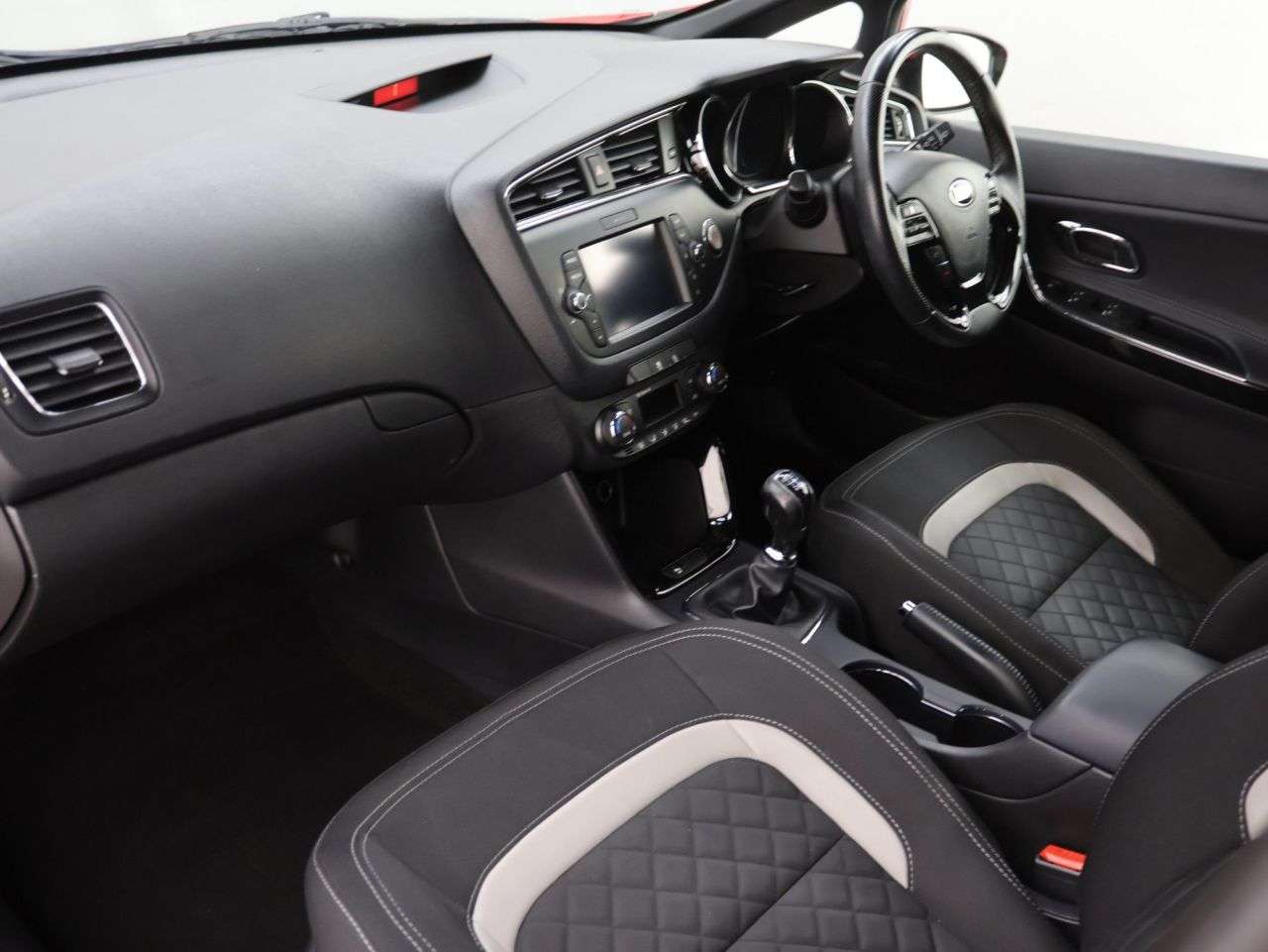 null KIA CEED null KIA CEED