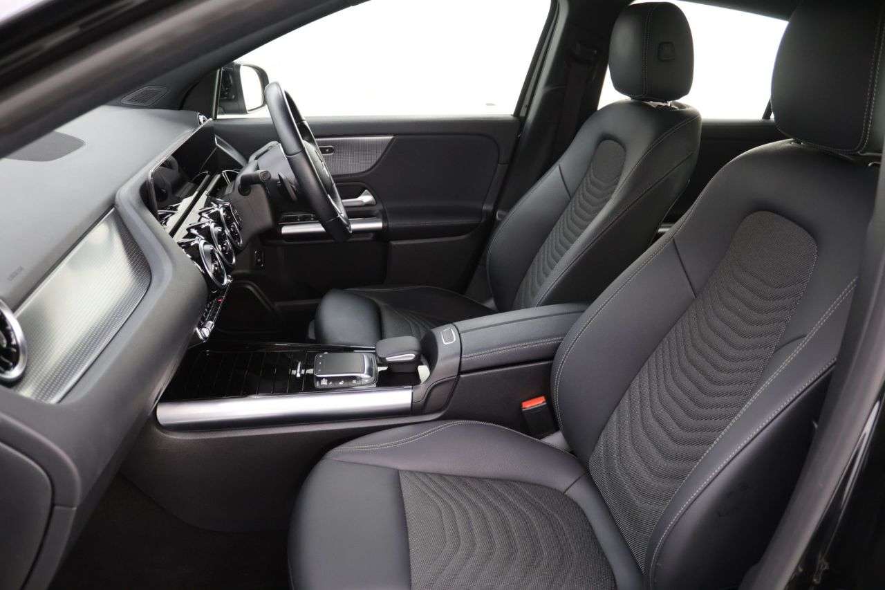 2023 MERCEDES-BENZ GLA CLASS 2023 MERCEDES-BENZ GLA CLASS