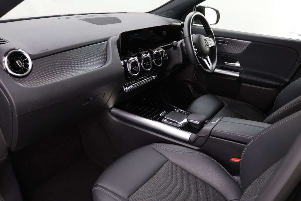 2023 MERCEDES-BENZ GLA CLASS 2023 MERCEDES-BENZ GLA CLASS