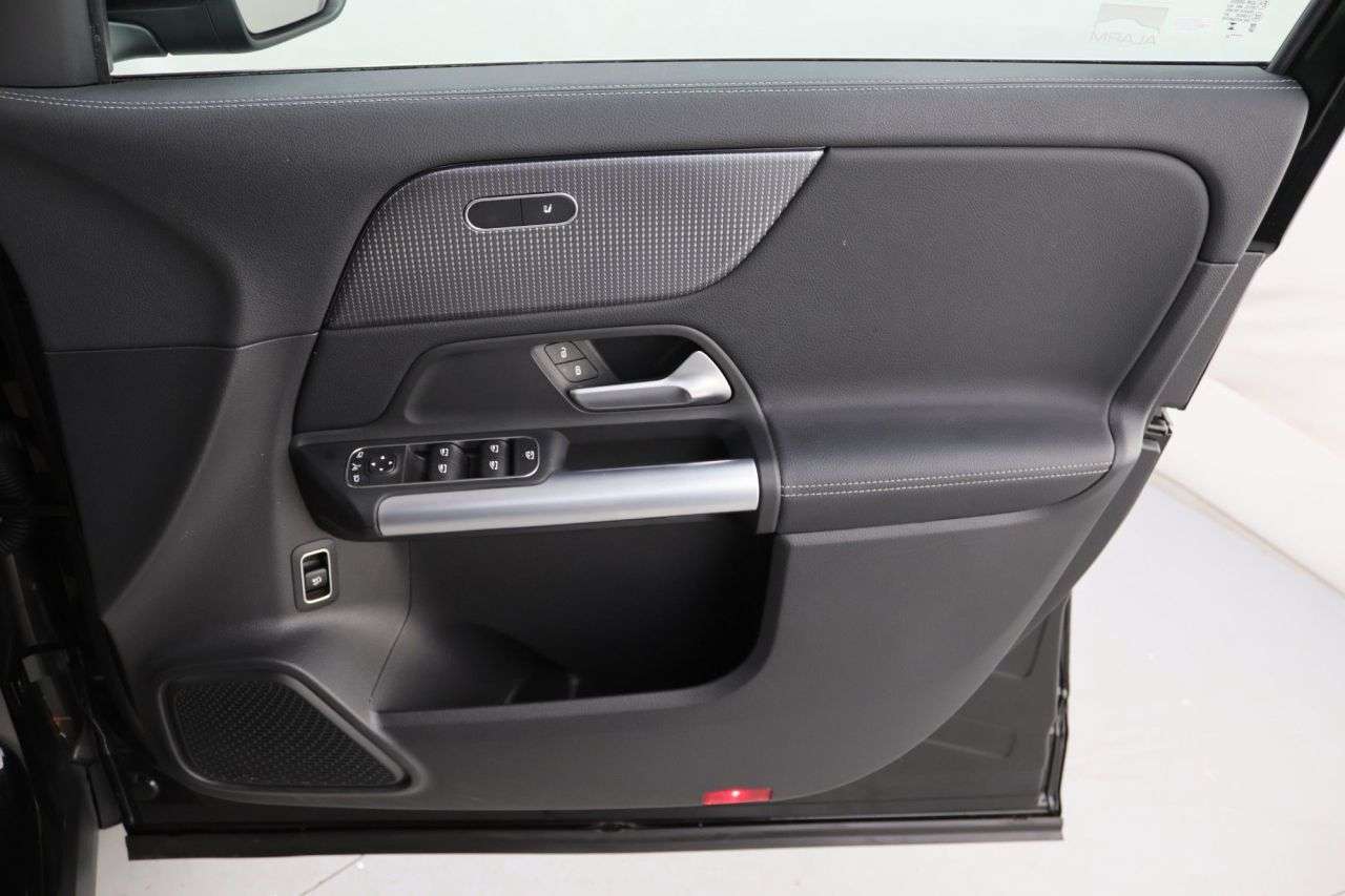 2023 MERCEDES-BENZ GLA CLASS 2023 MERCEDES-BENZ GLA CLASS