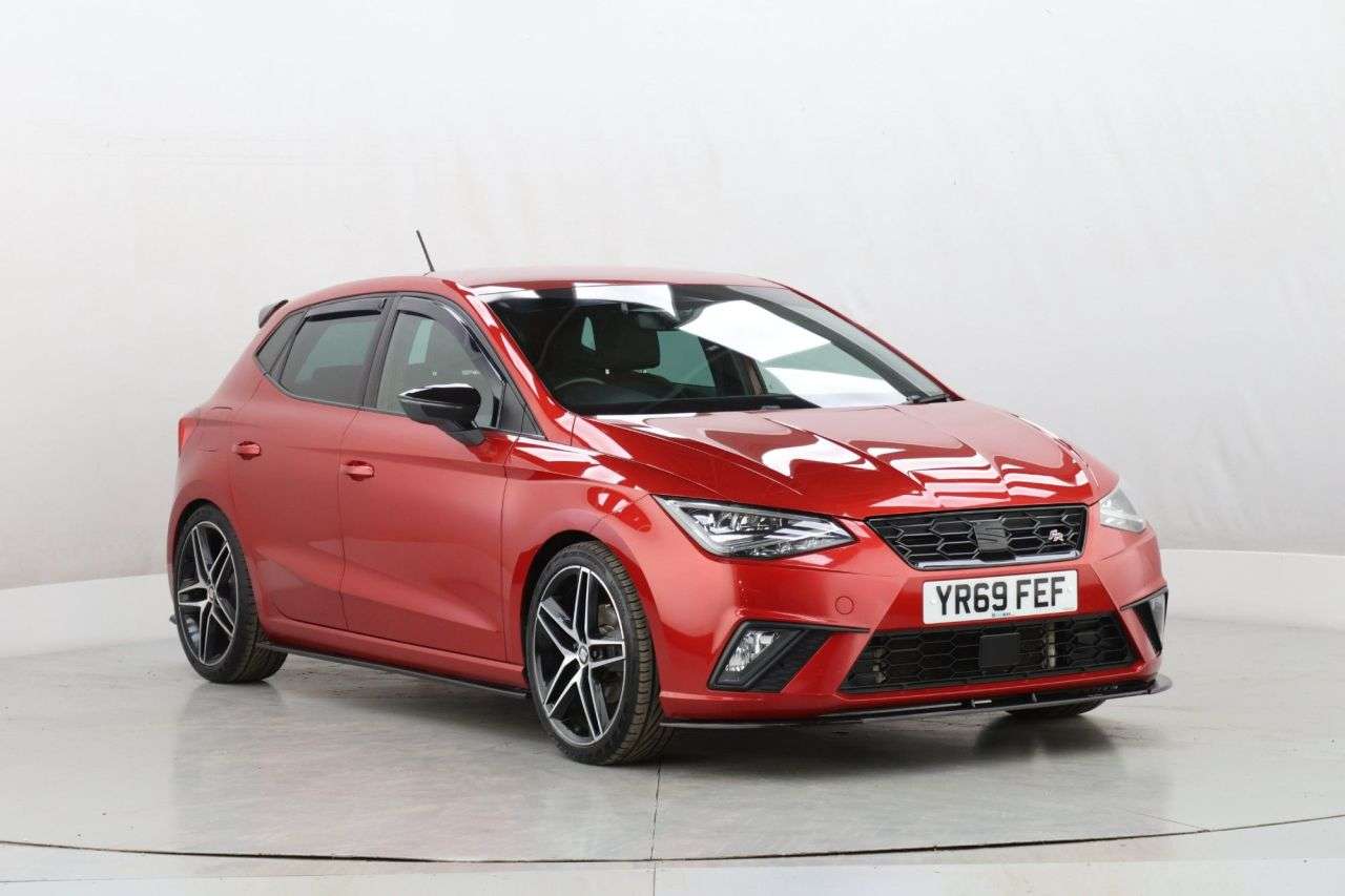 A 2019 SEAT IBIZA 1.0 TSI FR Sport Hatchback 5dr Petrol Manual Euro 6 (s/s) GPF (115 ps) A 2019 SEAT IBIZA 1.0 TSI FR Sport Hatchback 5dr Petrol Manual Euro 6 (s/s) GPF (115 ps)