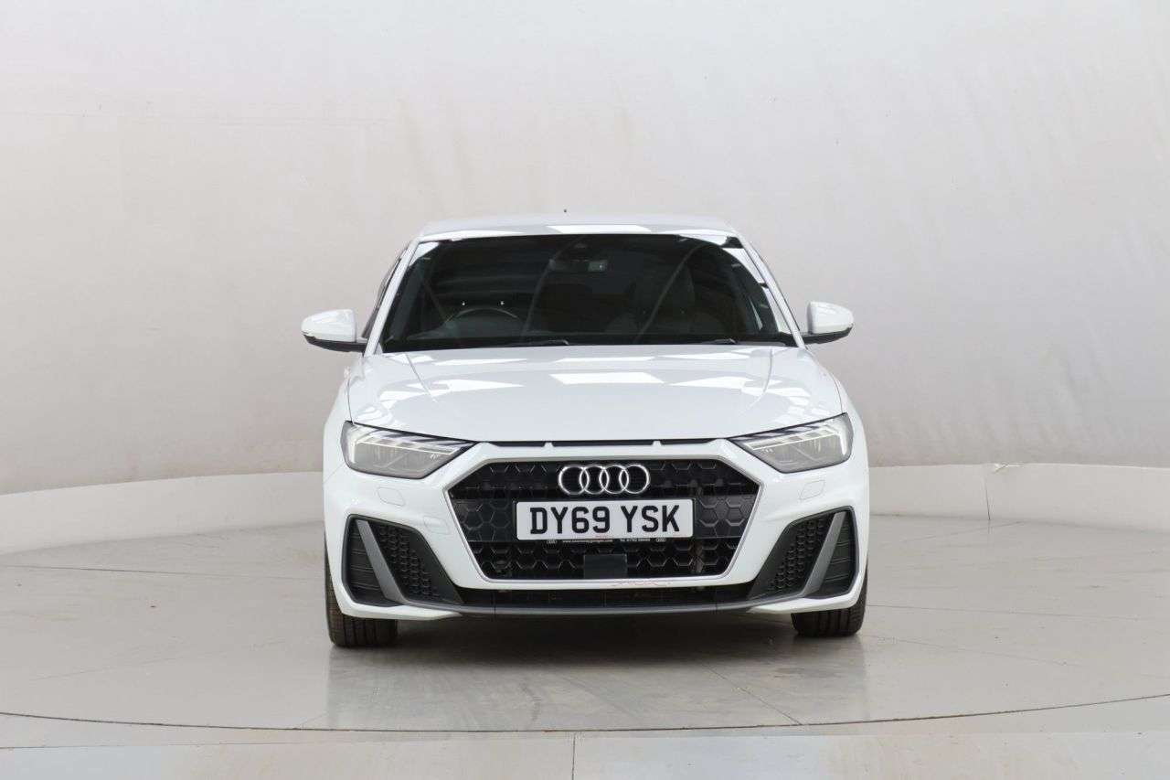 A 2019 AUDI A1 1.0 TFSI 30 S line Sportback 5dr Petrol Manual Euro 6 (s/s) (116 ps) A 2019 AUDI A1 1.0 TFSI 30 S line Sportback 5dr Petrol Manual Euro 6 (s/s) (116 ps)
