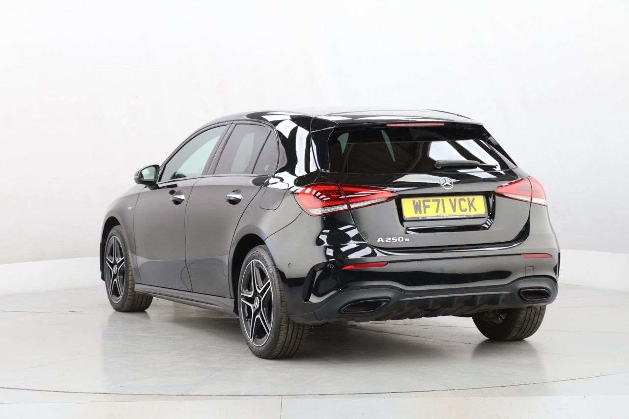 2021 MERCEDES-BENZ A CLASS 2021 MERCEDES-BENZ A CLASS