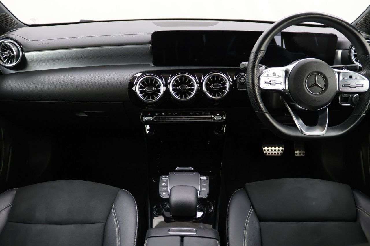 2021 MERCEDES-BENZ A CLASS 2021 MERCEDES-BENZ A CLASS