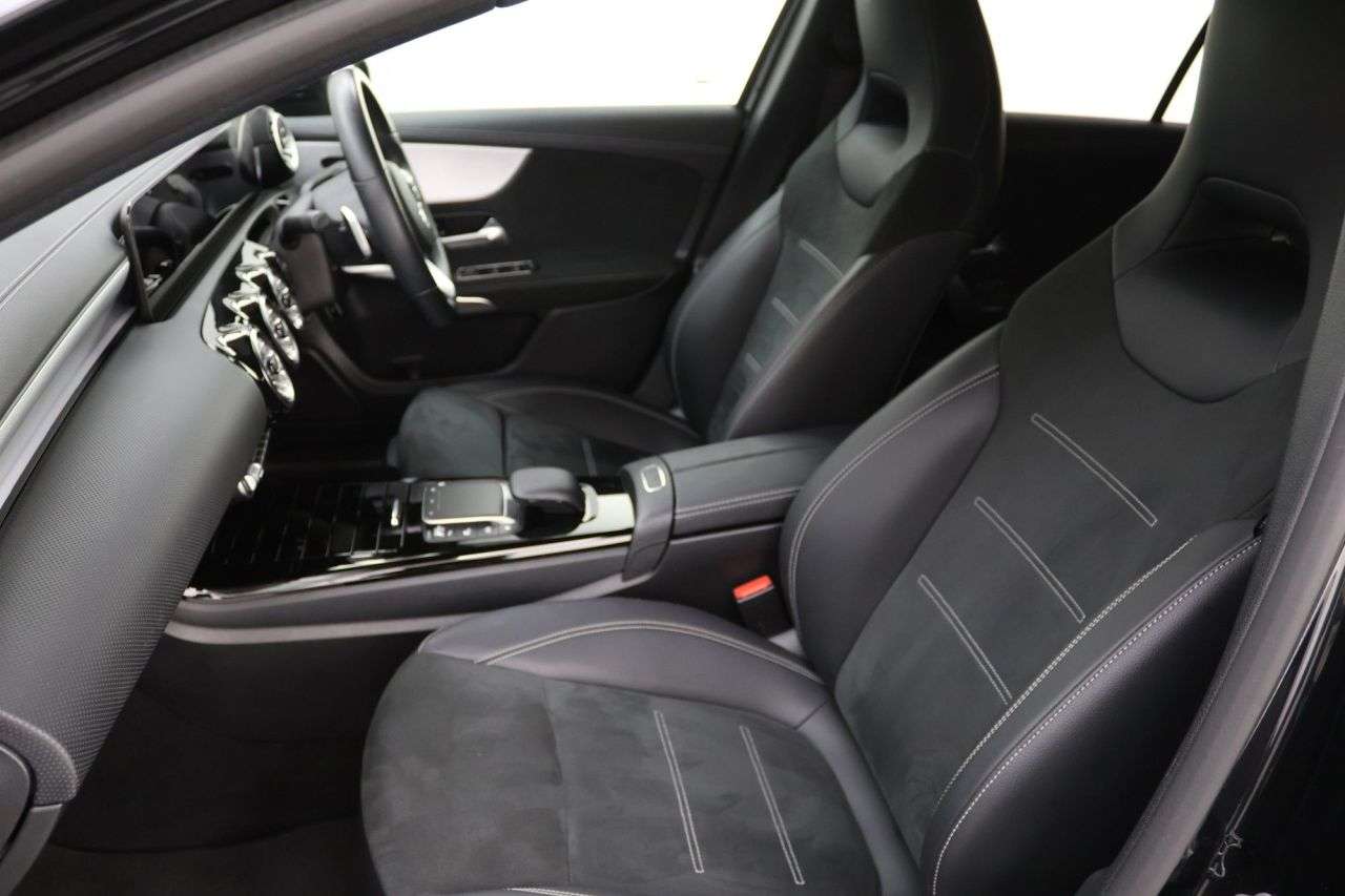 2021 MERCEDES-BENZ A CLASS 2021 MERCEDES-BENZ A CLASS