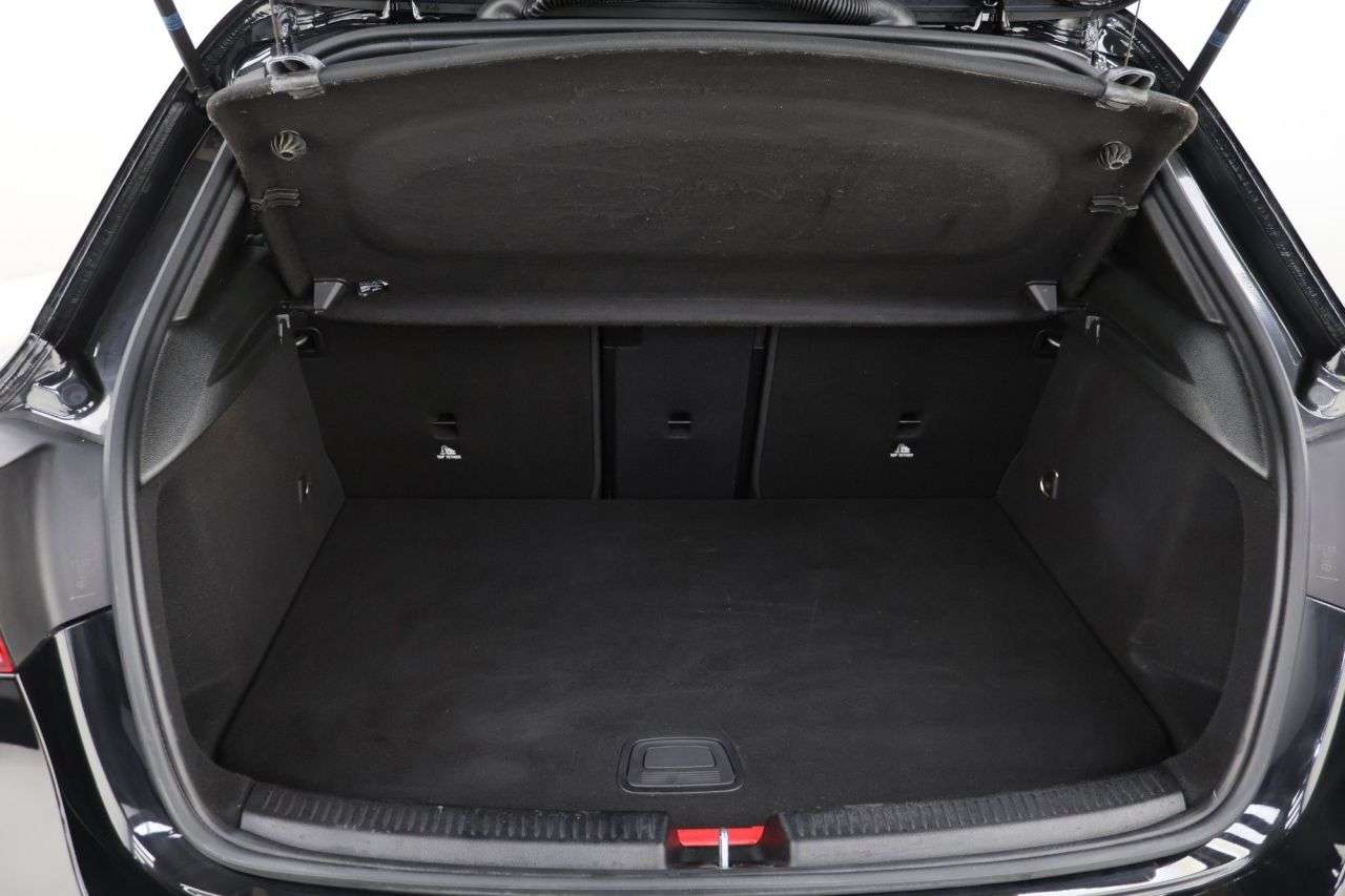 2021 MERCEDES-BENZ A CLASS 2021 MERCEDES-BENZ A CLASS