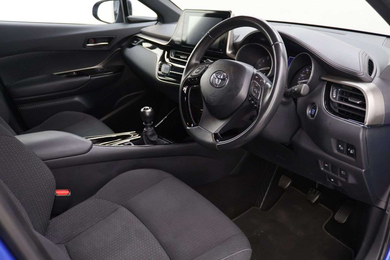 2019 TOYOTA C-HR 2019 TOYOTA C-HR