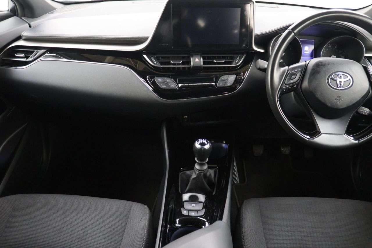 2019 TOYOTA C-HR 2019 TOYOTA C-HR