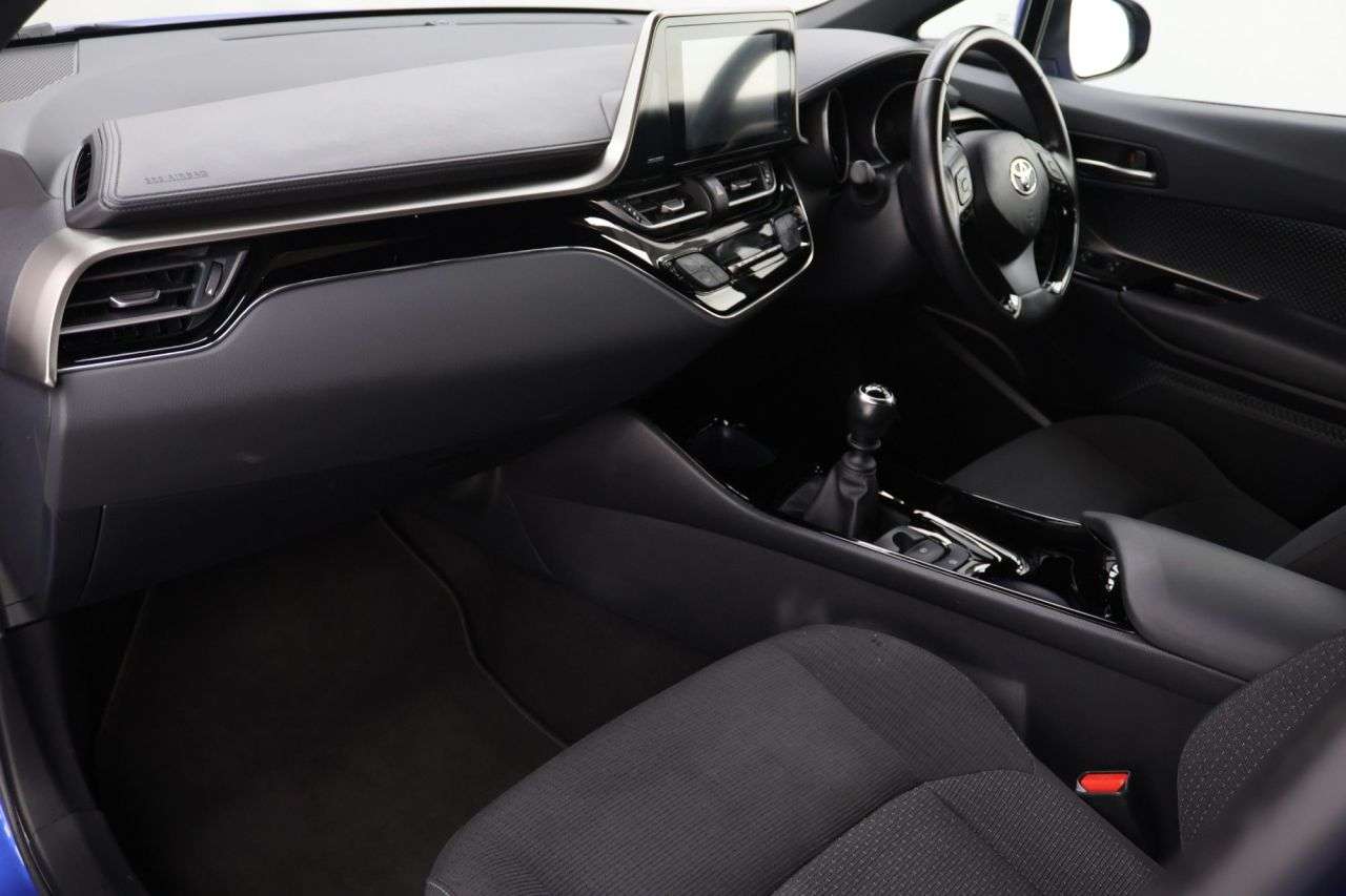 2019 TOYOTA C-HR 2019 TOYOTA C-HR