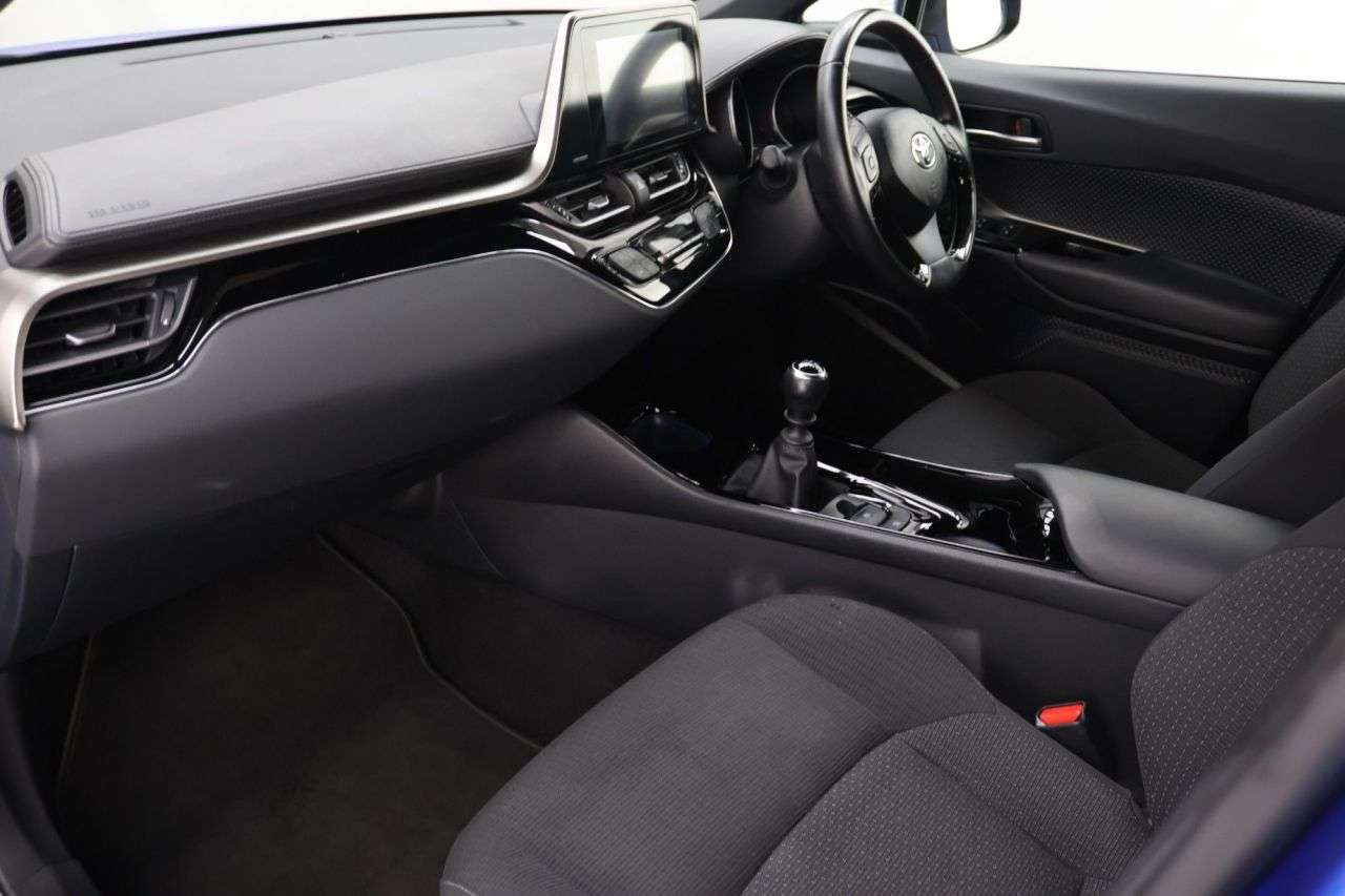 2019 TOYOTA C-HR 2019 TOYOTA C-HR