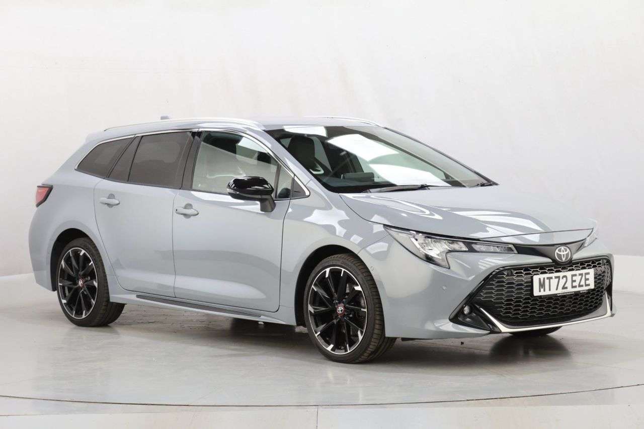 A 2022 TOYOTA COROLLA 2.0 VVT-h GR SPORT Touring Sports 5dr Petrol Hybrid CVT Euro 6 (s/s) (196 p A 2022 TOYOTA COROLLA 2.0 VVT-h GR SPORT Touring Sports 5dr Petrol Hybrid CVT Euro 6 (s/s) (196 p