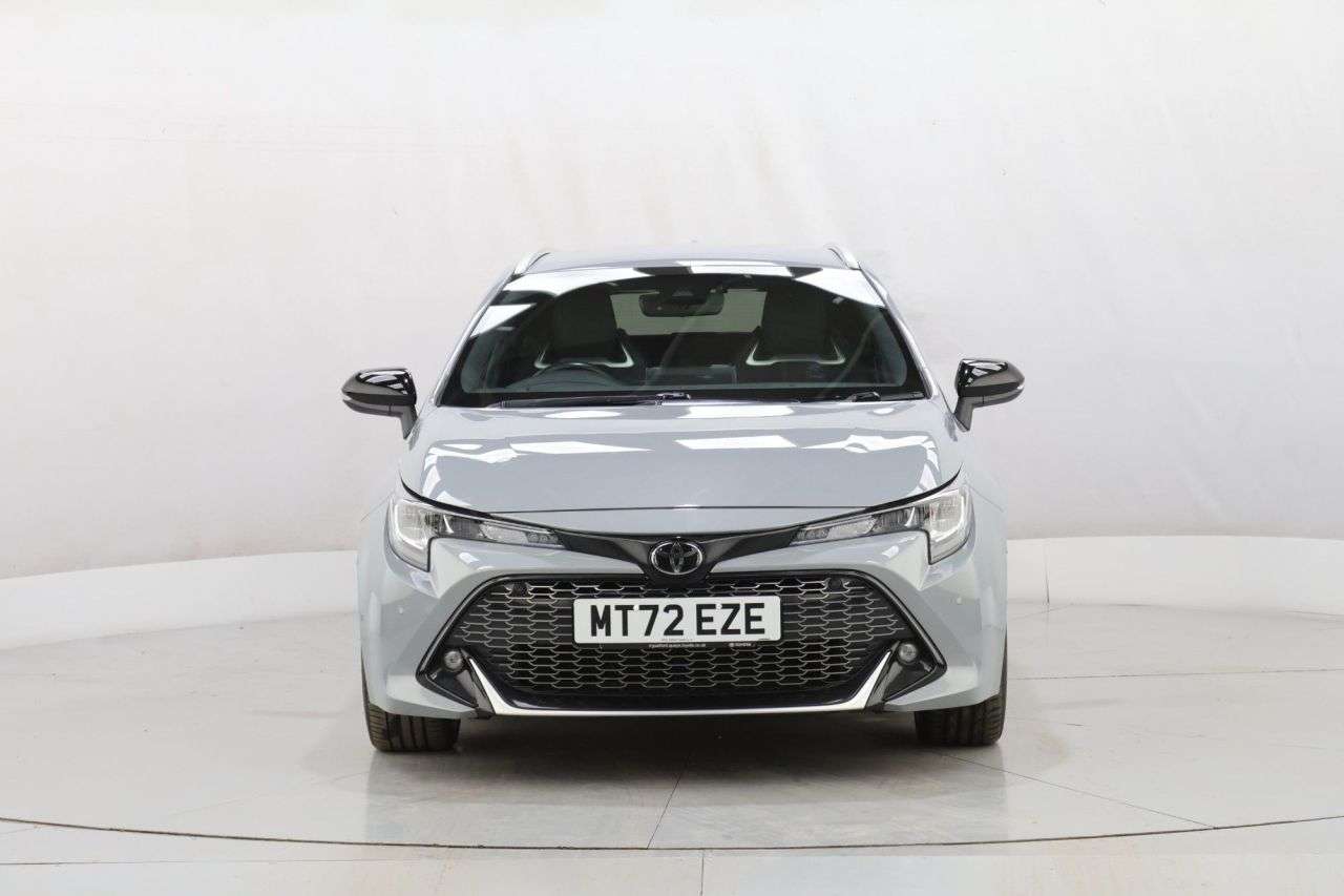 A 2022 TOYOTA COROLLA 2.0 VVT-h GR SPORT Touring Sports 5dr Petrol Hybrid CVT Euro 6 (s/s) (196 p A 2022 TOYOTA COROLLA 2.0 VVT-h GR SPORT Touring Sports 5dr Petrol Hybrid CVT Euro 6 (s/s) (196 p