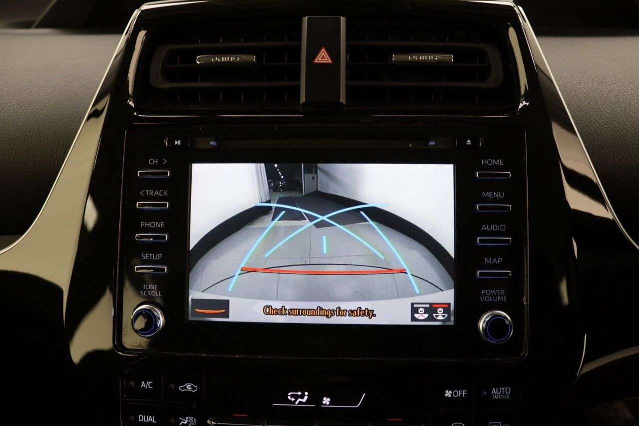 2022 TOYOTA PRIUS 2022 TOYOTA PRIUS