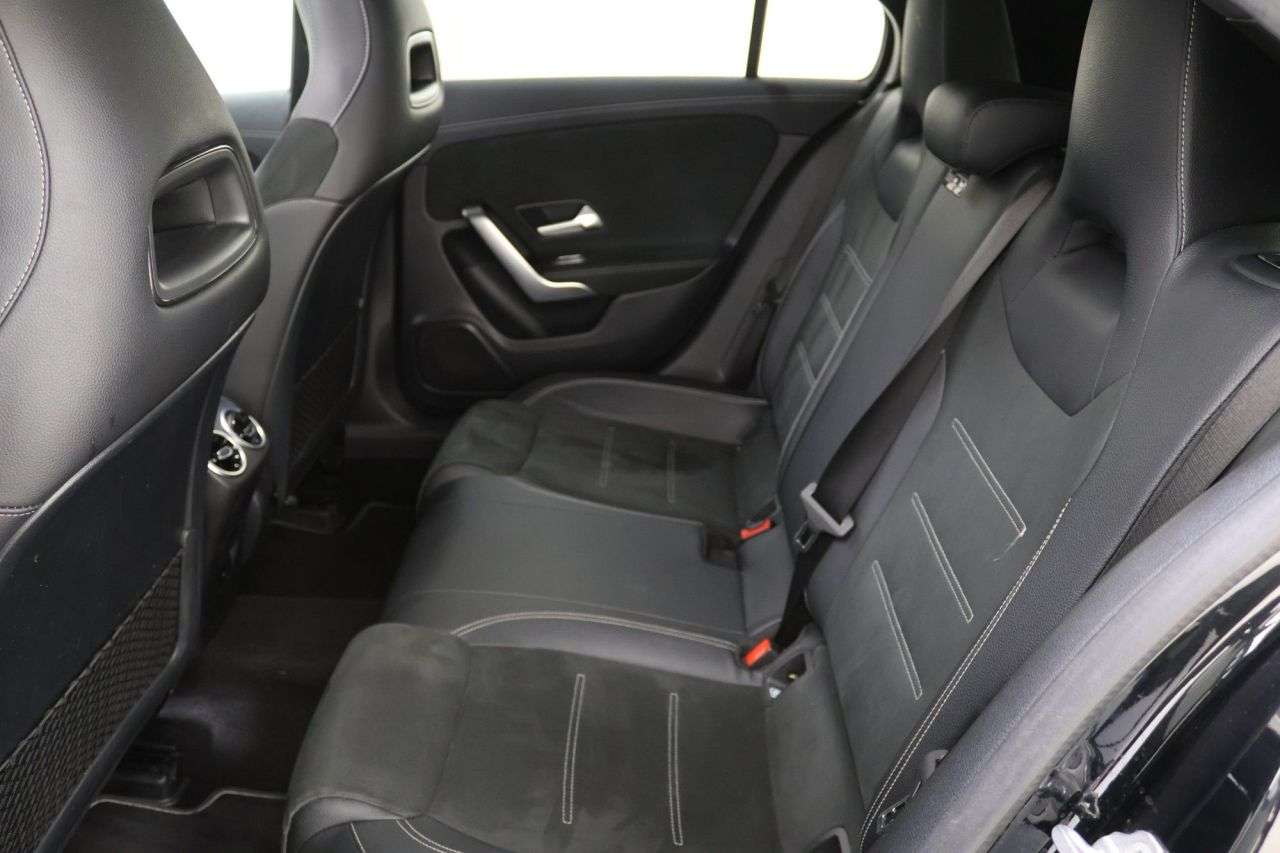 2021 MERCEDES-BENZ A CLASS 2021 MERCEDES-BENZ A CLASS