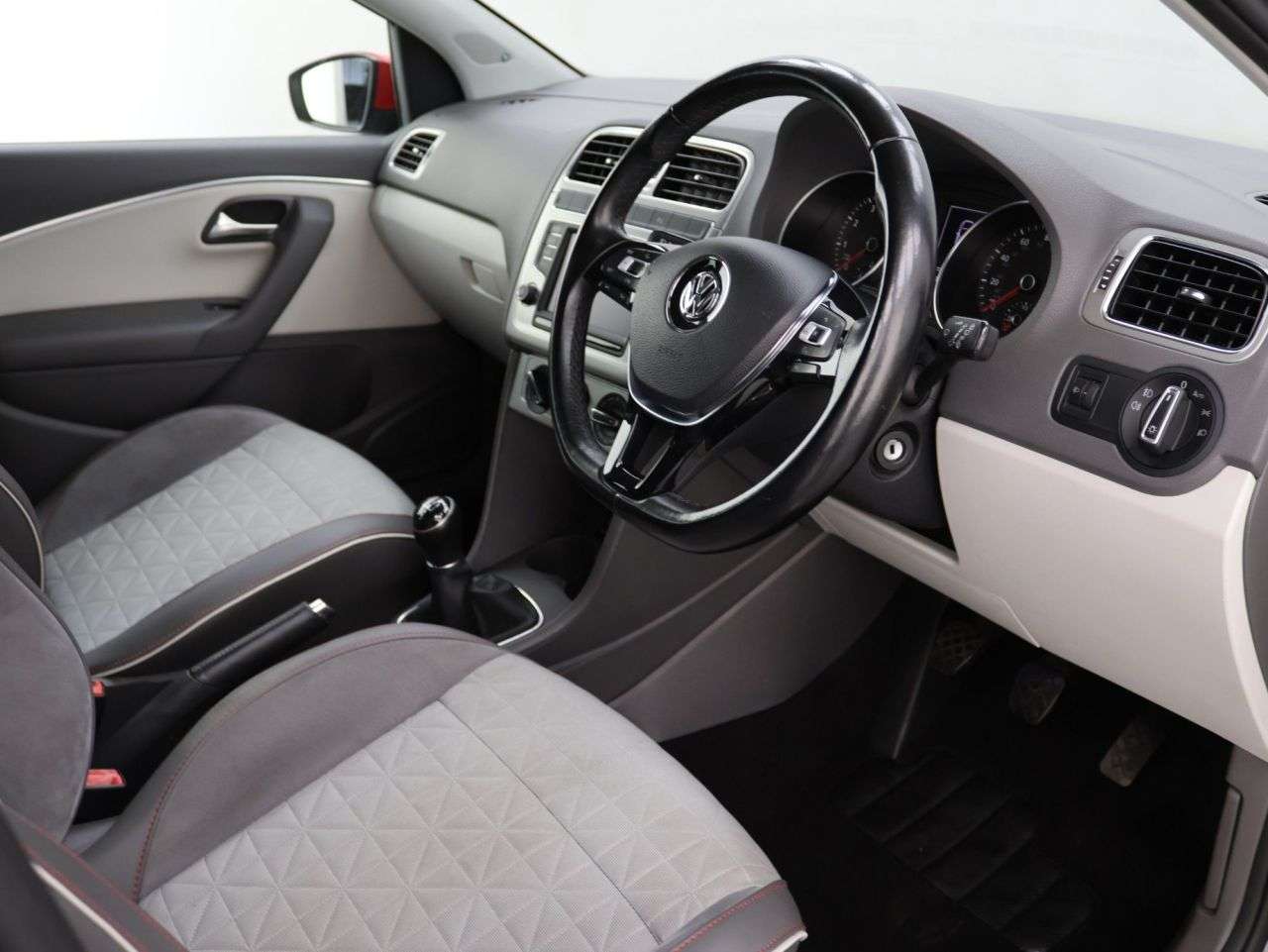 2017 VOLKSWAGEN POLO 2017 VOLKSWAGEN POLO