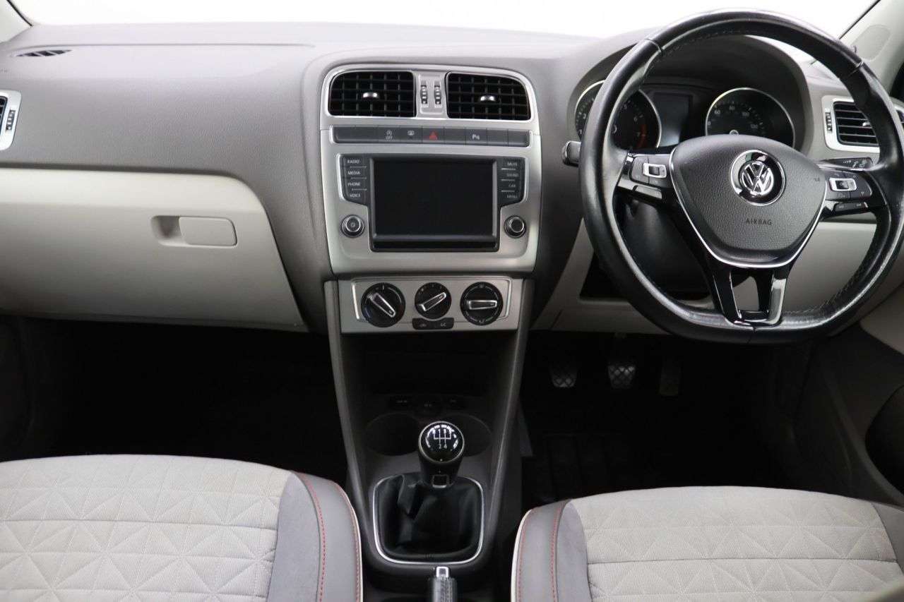 2017 VOLKSWAGEN POLO 2017 VOLKSWAGEN POLO