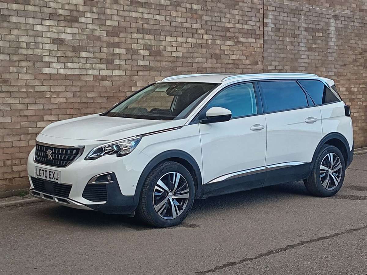Check out this Peugeot 5008 2020 Petrol Automatic