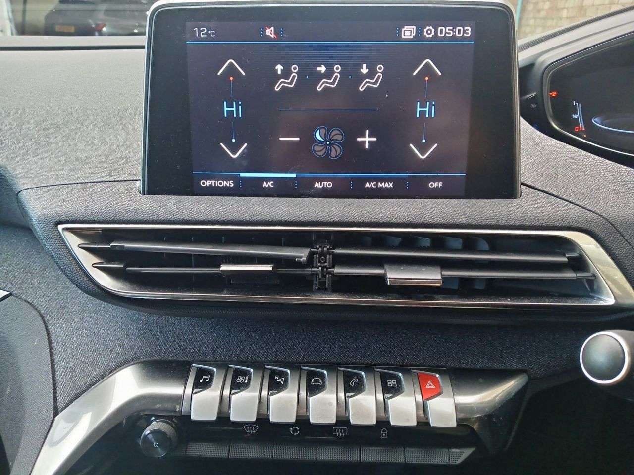 2020 PEUGEOT 5008 2020 PEUGEOT 5008