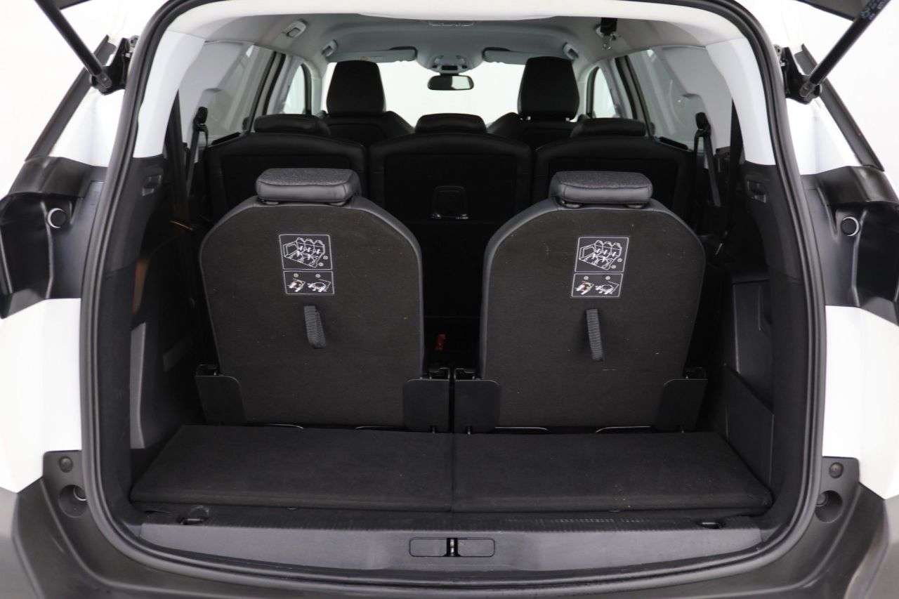 2020 PEUGEOT 5008 2020 PEUGEOT 5008