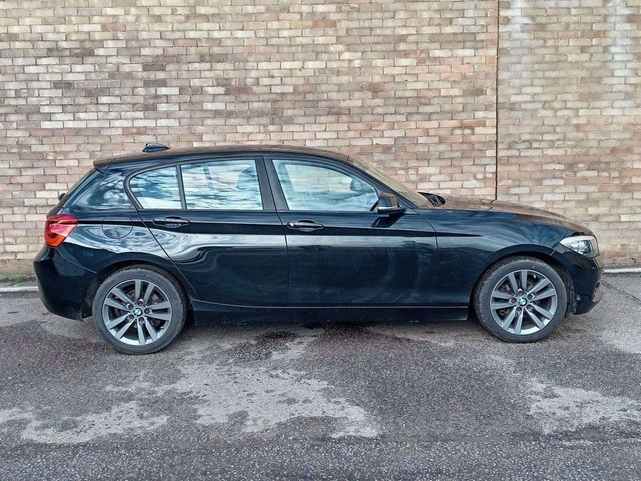 2017 BMW 1 SERIES 2017 BMW 1 SERIES