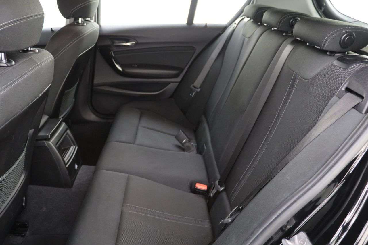 2017 BMW 1 SERIES 2017 BMW 1 SERIES